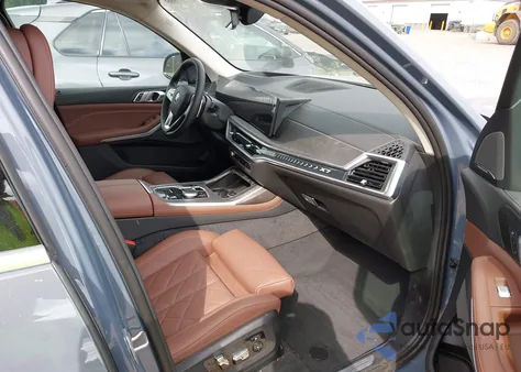 2024 BMW X7 xDrive40I z USA, uszkodzony, nr VIN 5UX23EM01R9T75765